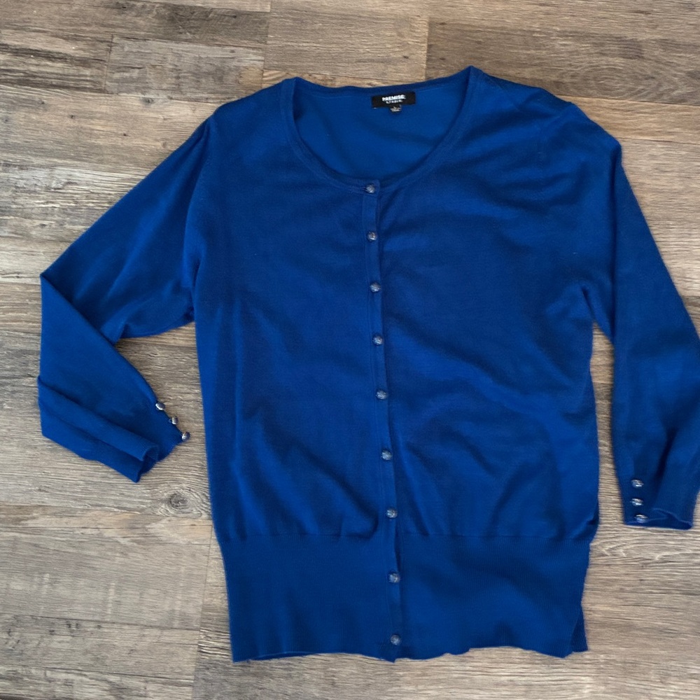 Premise Studio Royal Blue Crewneck Button Sleeves Cardigan Sz L Coastal Worn 1x